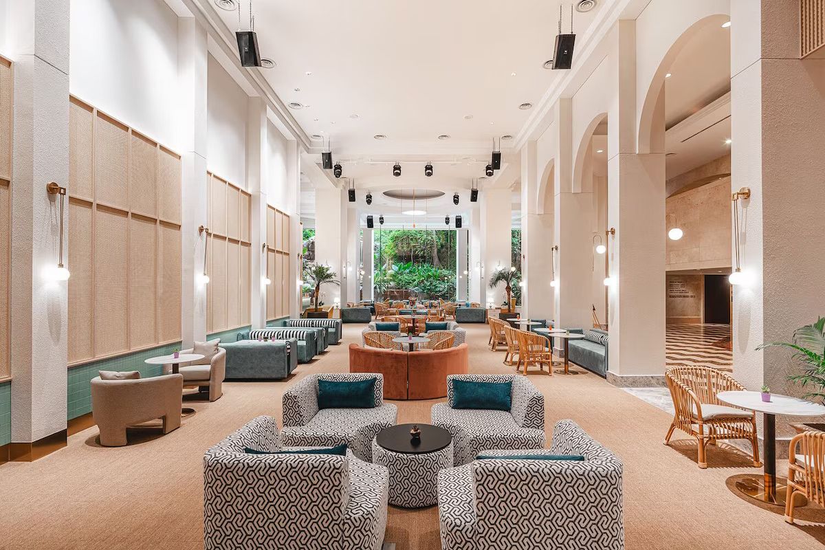 Furama Riverfront, Singapore