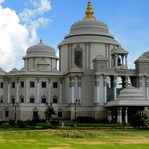 Cheap Flights to Bengaluru from London