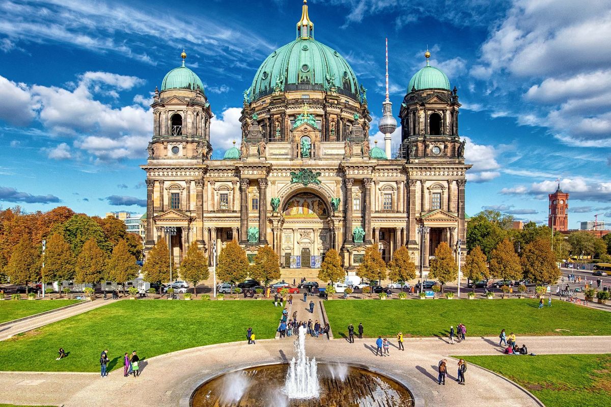 European Escape: Berlin, Amsterdam & Paris