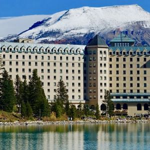 Lake Louise Holidays